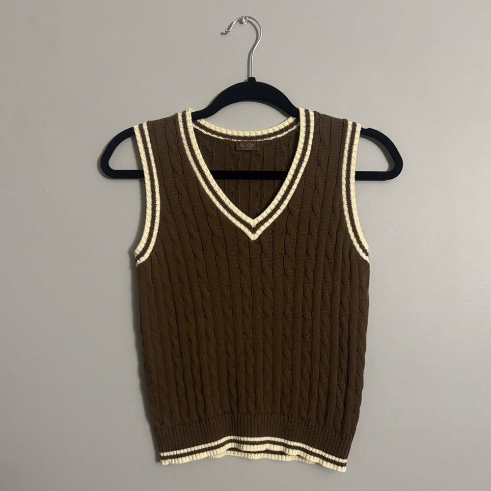 Brandy Melville Brown Cable Knit Vest
